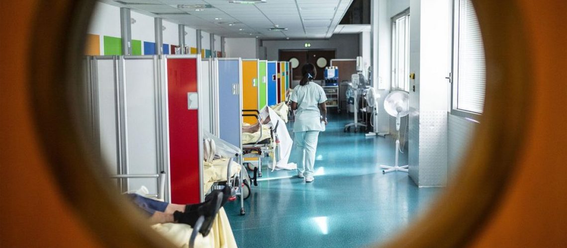 1146340-prodlibe-urgences-de-l-hopital-georges-pompidou