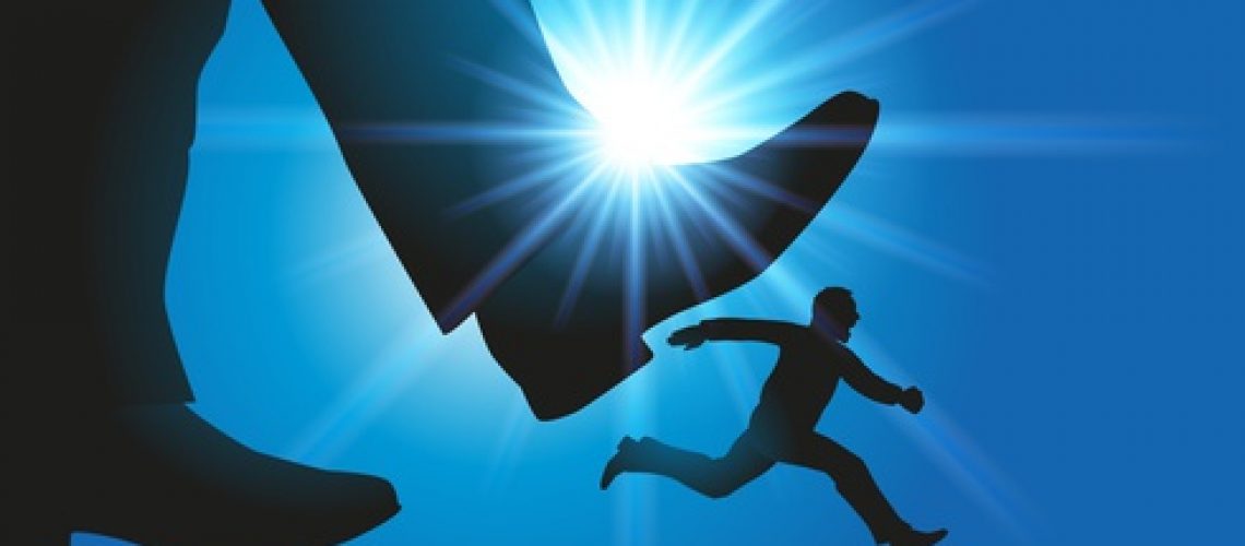 entreprise - supprimer - pitiner - craser - liminer