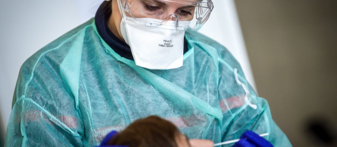 les-vosges-ne-font-pour-l-heure-pas-partie-des-departements-concernes-par-le-couvre-feu-1603460976